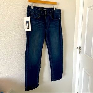 NWT Calvin Klein Slim Boyfriend Jeans